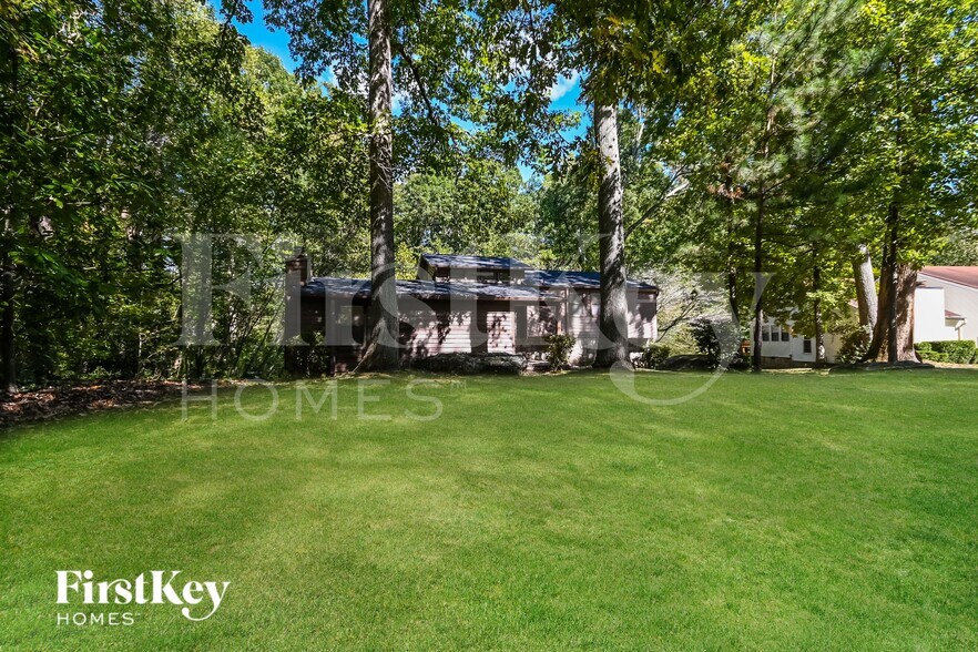 Building Photo - 6829 Ivy Log Dr SW