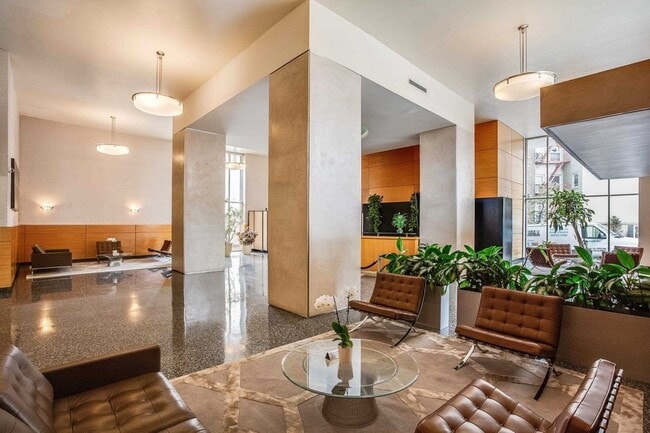 Building Photo - 6040 JFK Blvd E