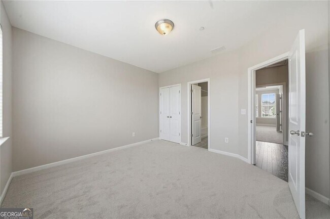 Building Photo - 164 Blakemore Dr