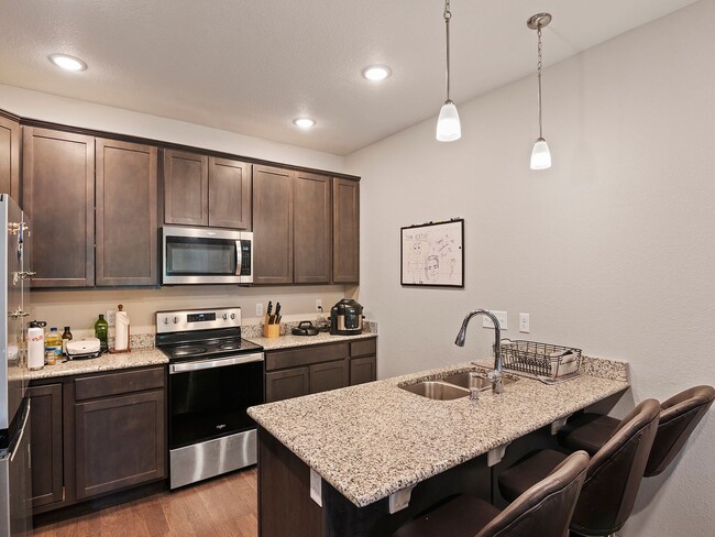 Primary Photo - Beautiful 3 Bed, 3 1/2 Bath Townhome in We...