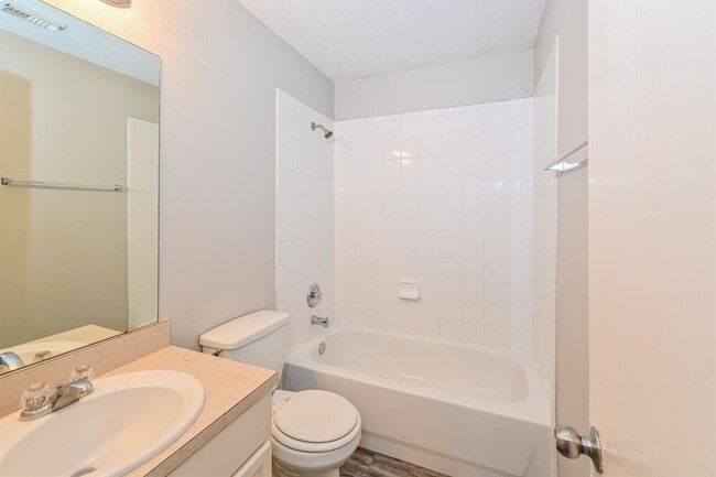 Building Photo - 21202 Grand Linden Ct