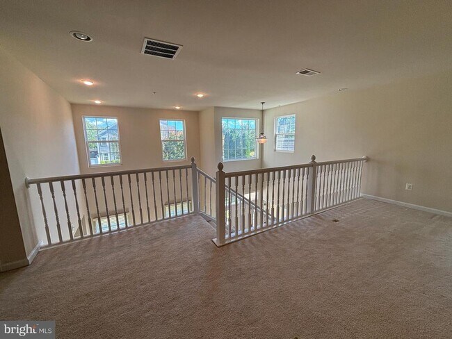 Building Photo - 29009 Superior Cir