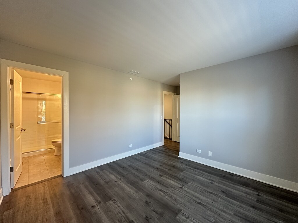 Building Photo - 615 Broadway St