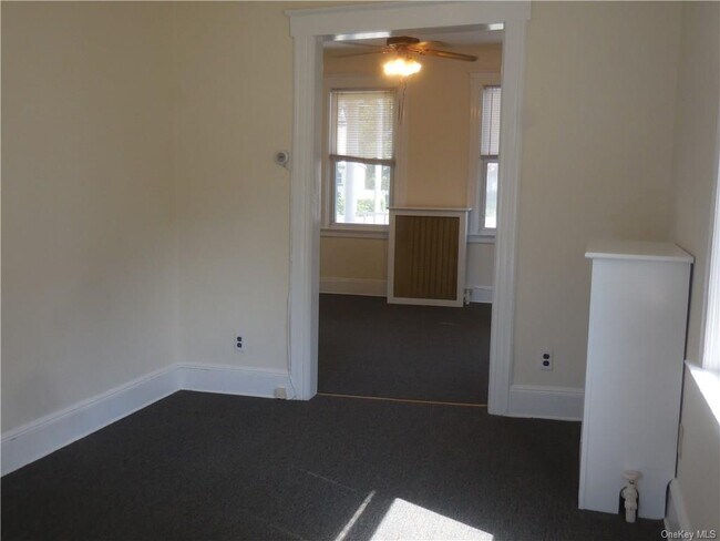 Building Photo - 458 Westchester Ave