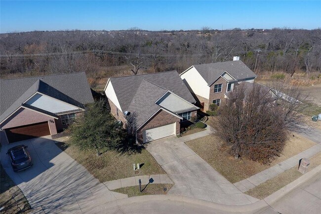 Building Photo - 160 Angus Dr