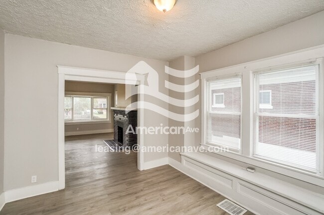 Building Photo - 656 S 42nd St