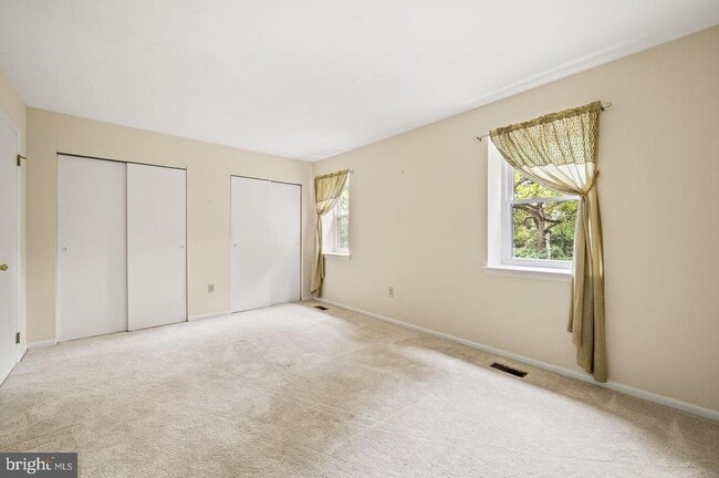 Building Photo - 113 Spring Ln