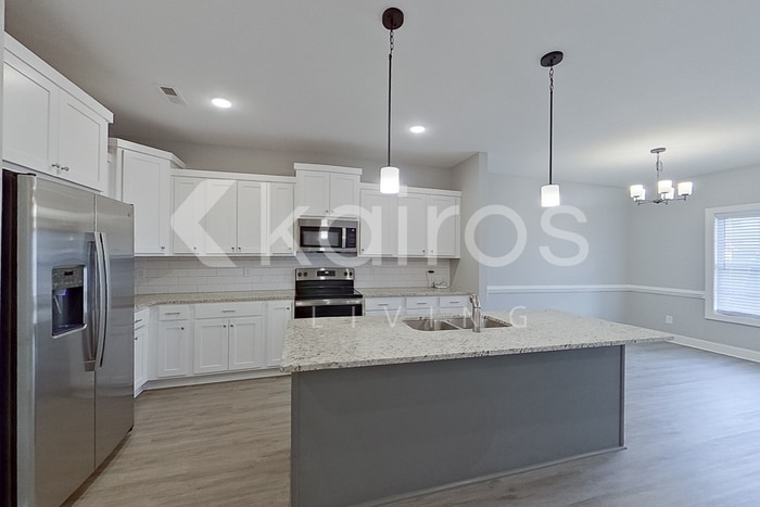 Building Photo - 3705 Oak Leaf Wy