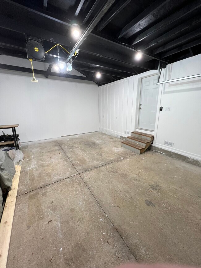 Building Photo - 12525 W Joliet Cir