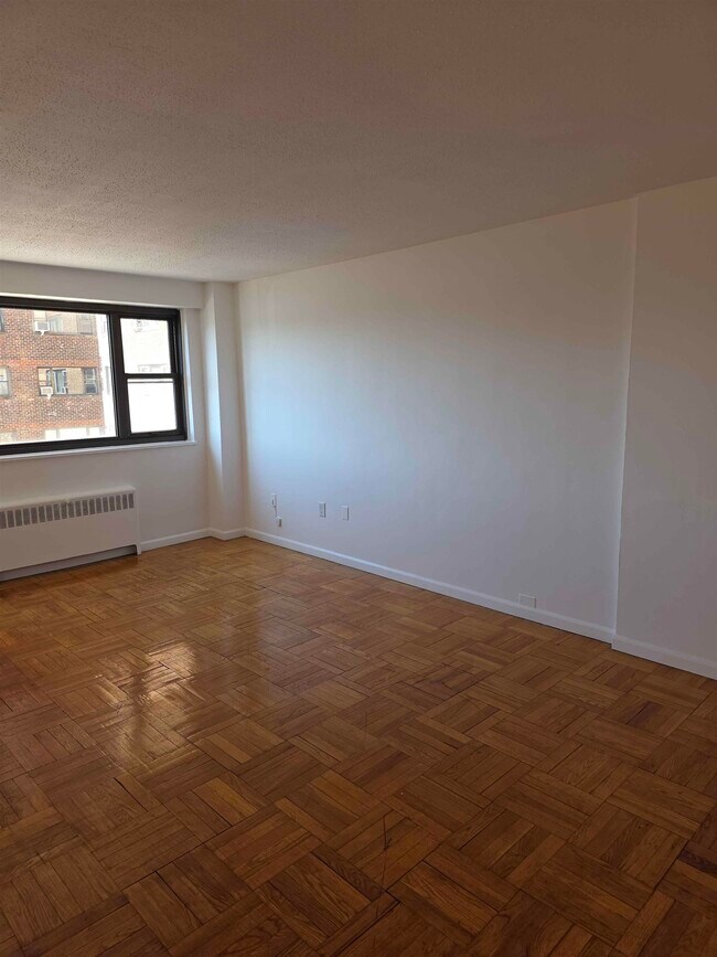 Building Photo - 6515 JFK Blvd E