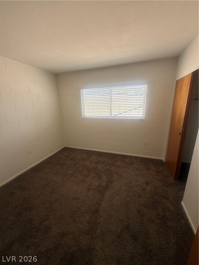 Building Photo - 820 A