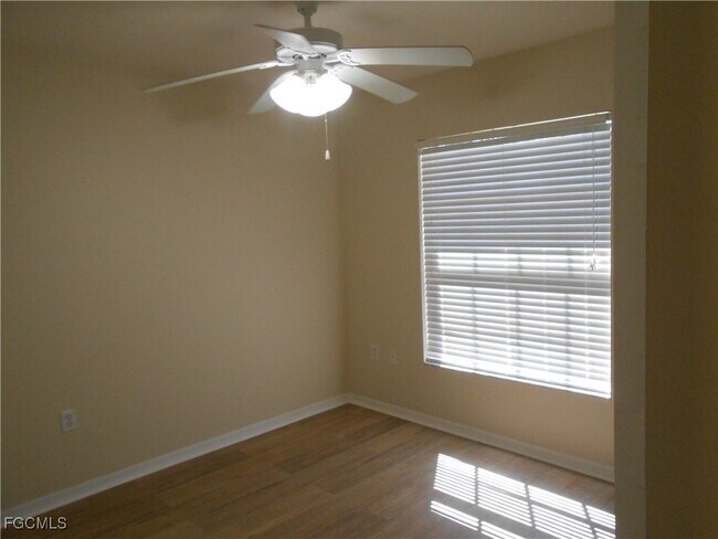 Building Photo - 501 East 10th Street