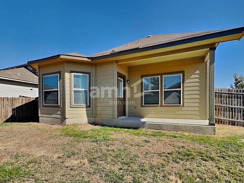 Building Photo - 178 FallowBrook Ln