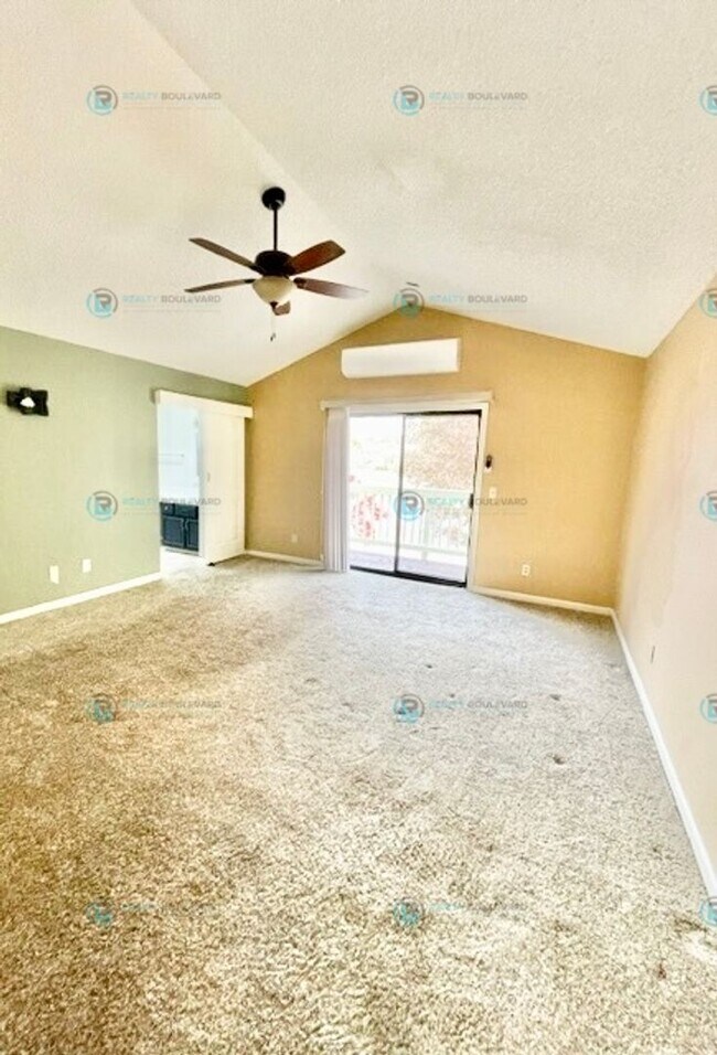 Building Photo - Beautiful- 4 Bedroom, 3 Bath, 3 Car Garage, NW Reno!