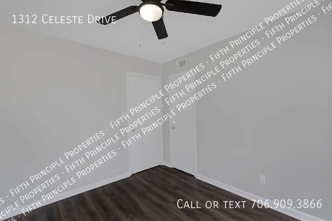 Building Photo - 1312 Celeste Dr