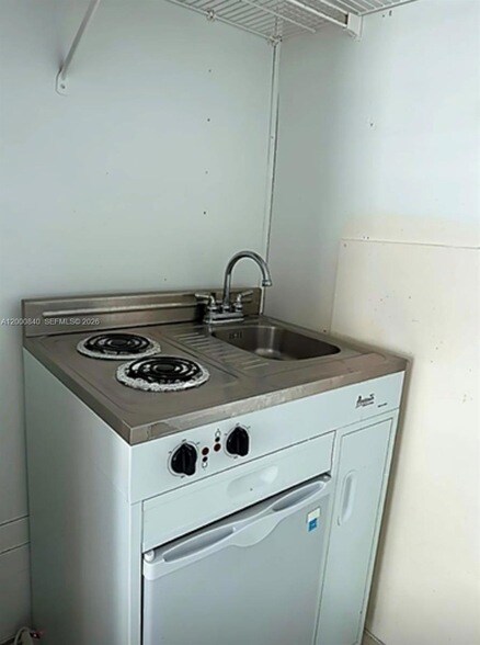 Building Photo - 20007 NW 53rd Ct