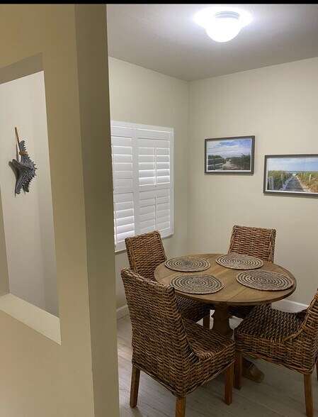 Building Photo - 7505 Silver Trumpet Ln