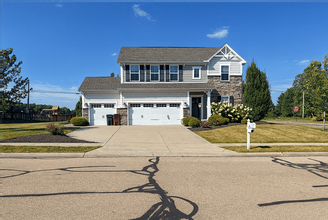 Building Photo - 240 Irongate Dr