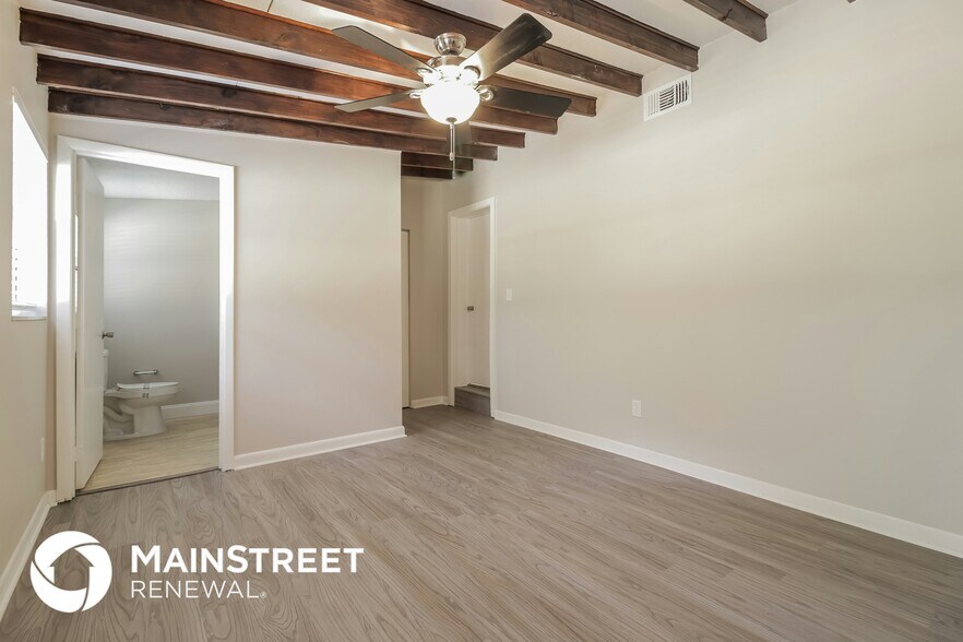 Building Photo - 1111 Gerona Ave