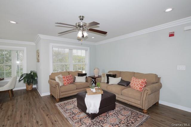 Building Photo - 2404 Vista View Dr