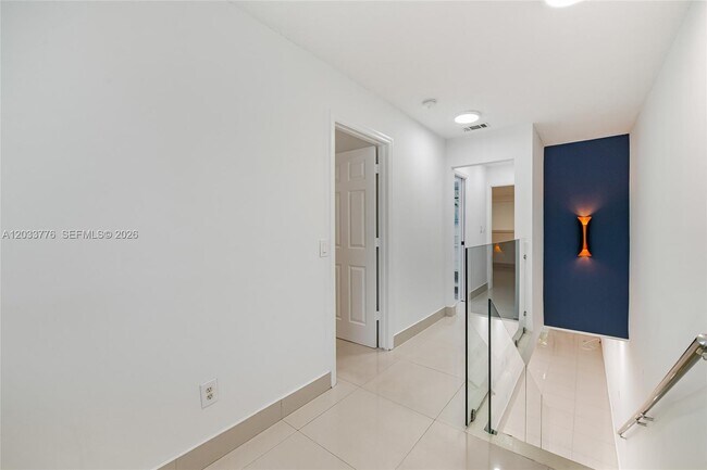 Building Photo - 8411 SW 208th Terrace