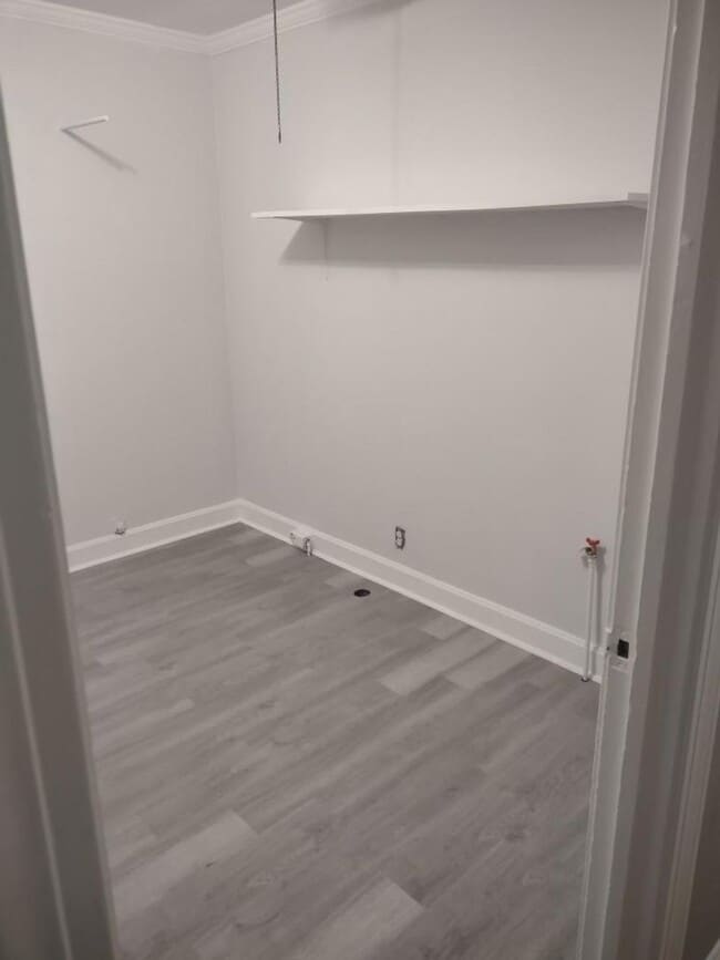 Building Photo - 2 miles from the University of Alabama (4 ...
