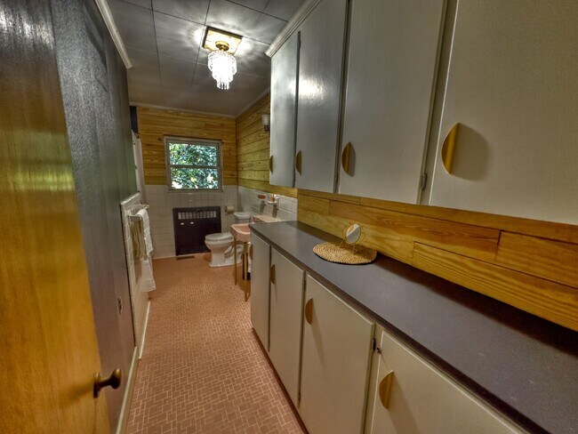 Building Photo - 229 Pee Dee