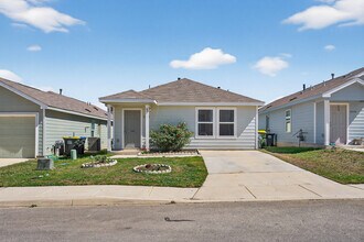 Building Photo - Modern 3-Bed Home with Fenced Yard and Private Balcony in San Antonio – $1,600/mo