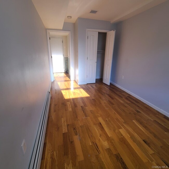 Building Photo - 104-42 164th St