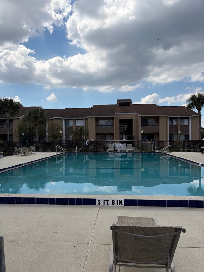 Building Photo - Tamrind Condominium