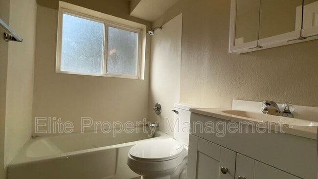 Building Photo - 8 Alan Shepard Rd