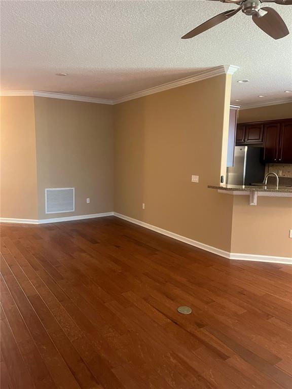 Building Photo - 1385 Abbot Way