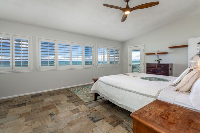 Building Photo - North Shore Oahu Oceanfront Home for Rent