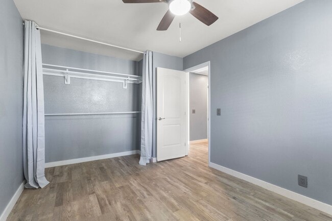 Building Photo - Discover this top-floor, two-bedroom, one-...