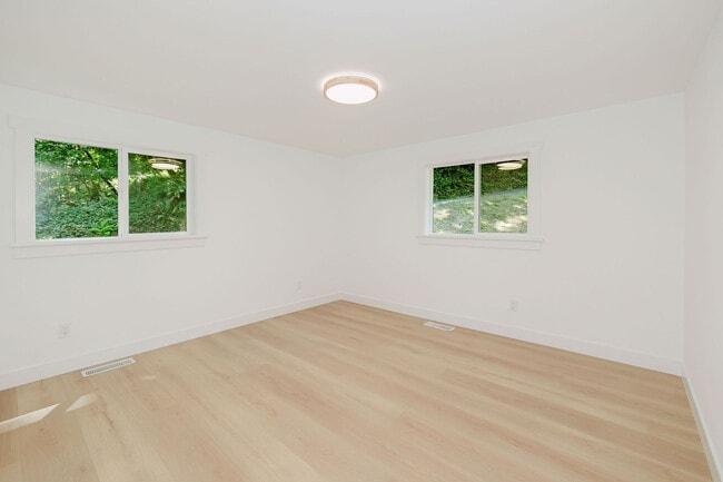 Building Photo - 1520 Morgan Rd NW
