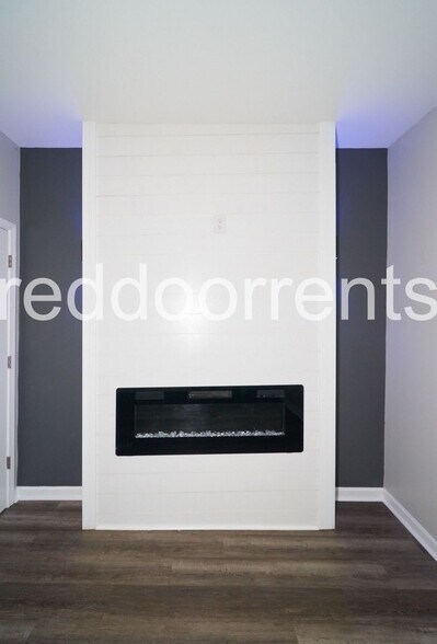 Building Photo - 1337 E Market St