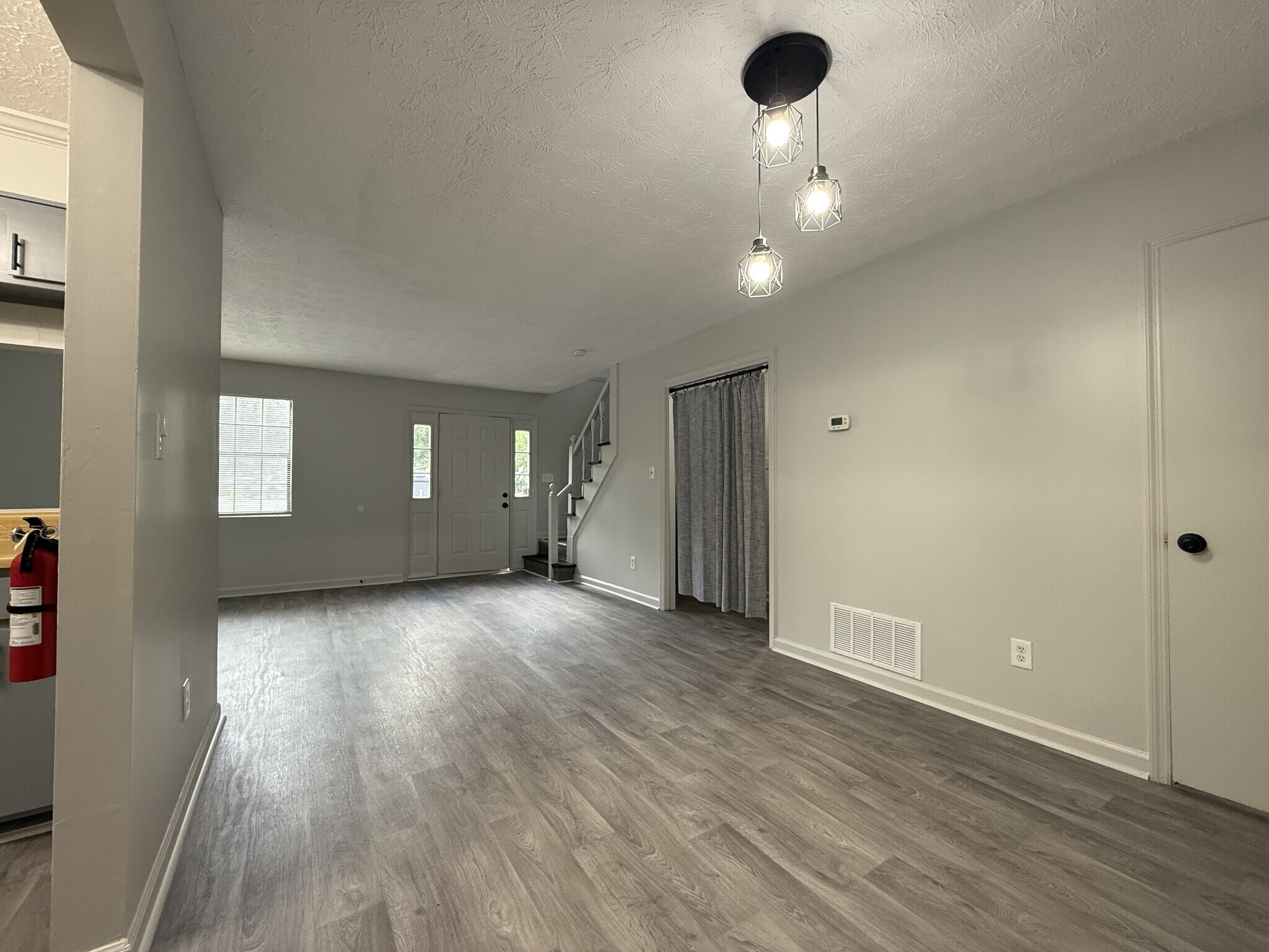 Building Photo - 2081 Drennon Ave