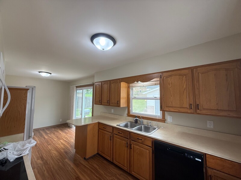 Building Photo - 3624 Bel Air Dr SE