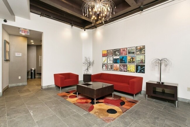 Building Photo - Enjoy the luxury lifestyle of a doorman, r...