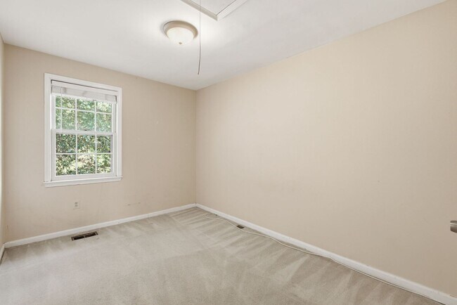 Building Photo - 6012 Crown Royal Cir