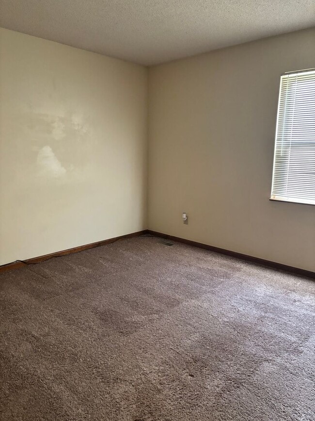 Building Photo - 1116 Park St