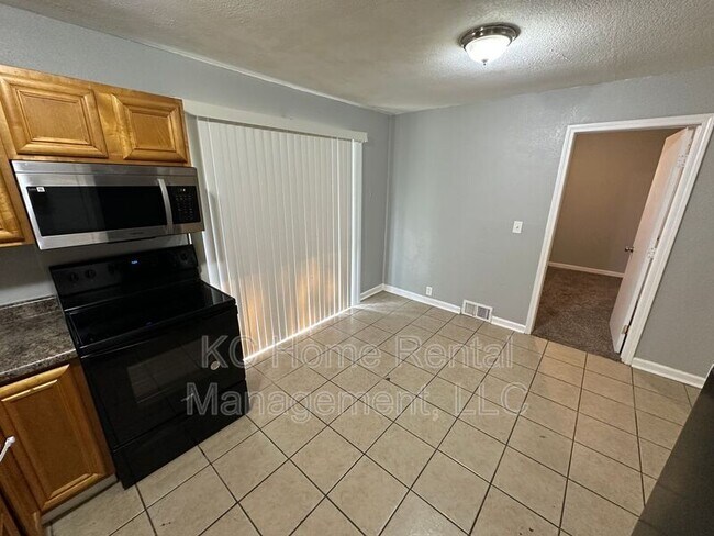 Building Photo - 11411 Bristol Terrace