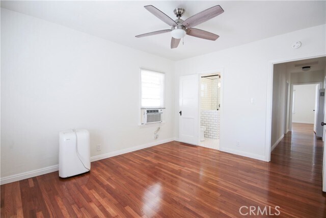 Building Photo - 1040 W Almond Ave