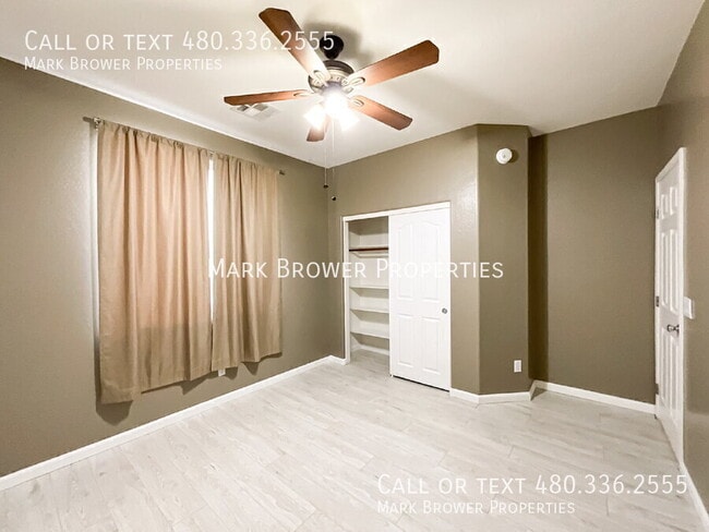 Building Photo - 11878 N 145th Ln