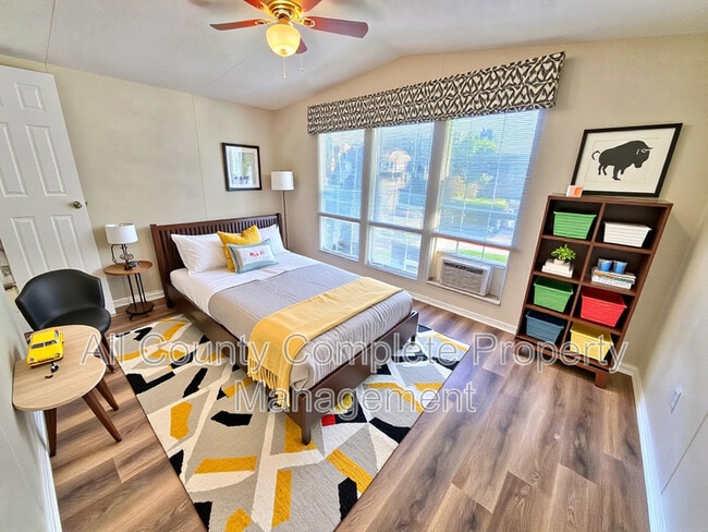 Building Photo - 7603 Plumwood Dr