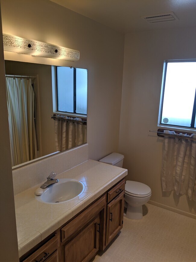 Building Photo - 203 Patricia Ct