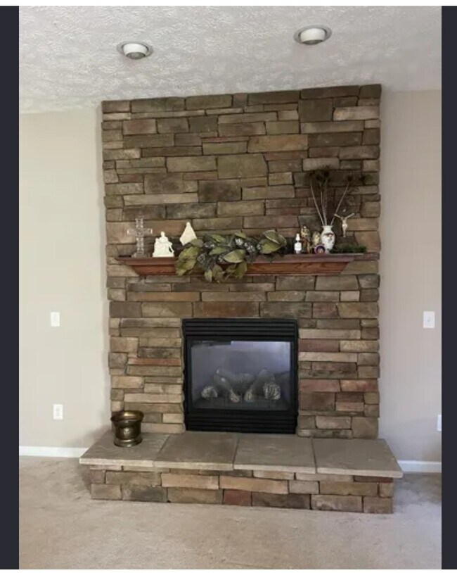 Building Photo - 2576 Covington Pl