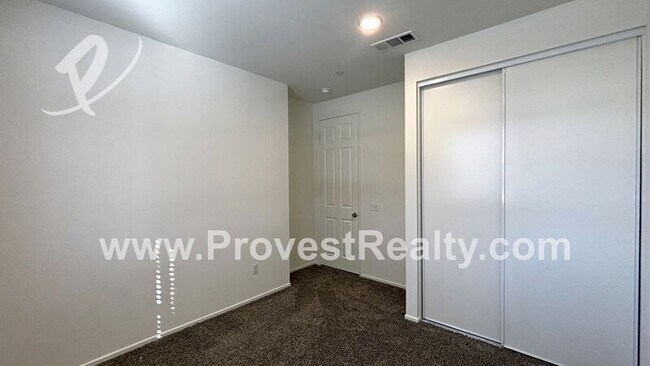 Building Photo - 15090 Coral Pl