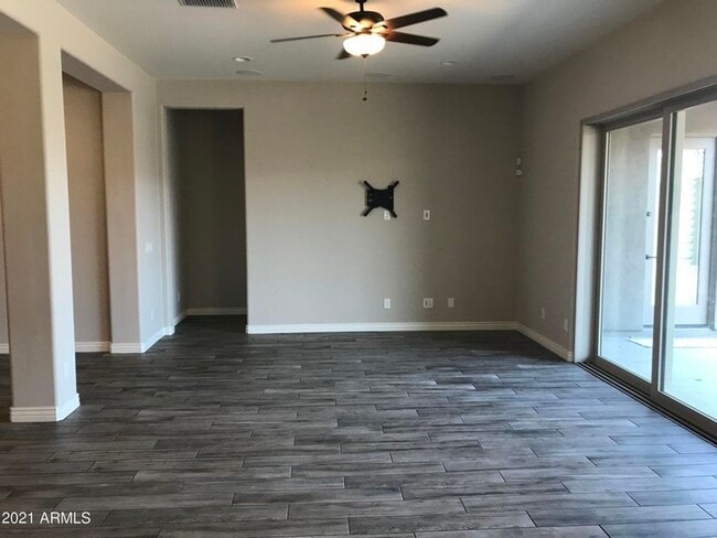 Building Photo - Beautiful Foothills 4 Bed and 3 Bath