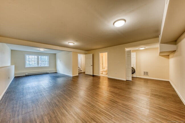 Building Photo - 43 Belvedere Dr